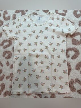 Brandy Melville White Floral Baby Tee Soft Girl Coquette Top One Size